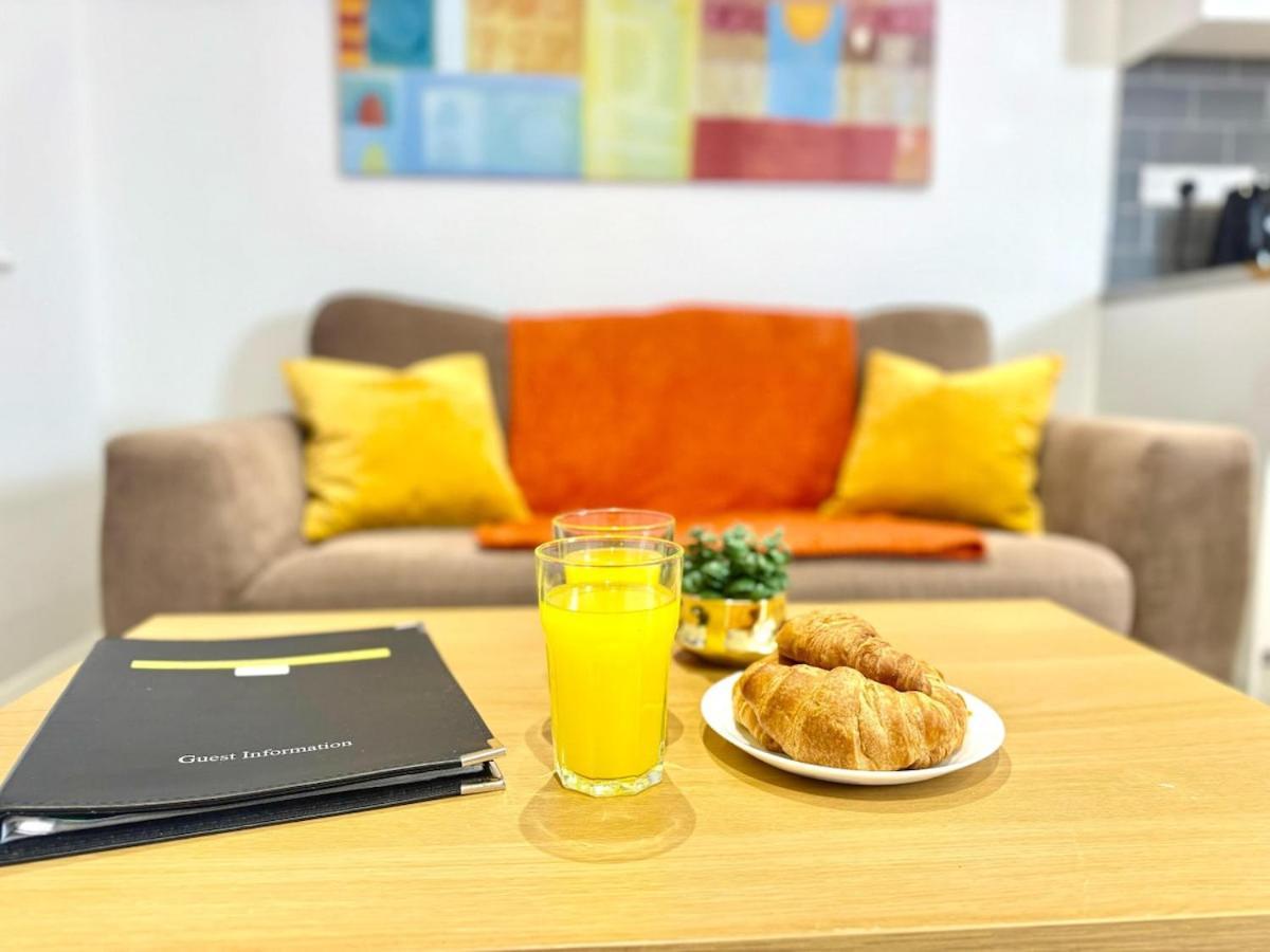 Hazel 1-bedroom Flat, Parking, Wifi, Prime Location, Close To Blenheim Palace & Oxford Apartment