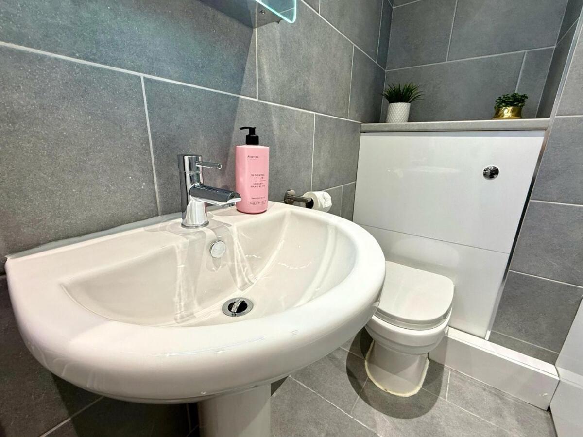 Apartment Hazel 1-bedroom Flat, Parking, Wifi, Prime Location, Close To Blenheim Palace & Oxford